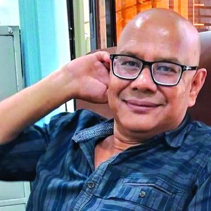 ড. শহীদ ইকবাল 