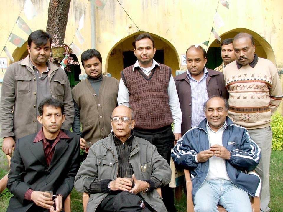 On the occasion of novelist Syed Shamsul Haq’s visit to the historic Beauty Boding in Banglabazar.